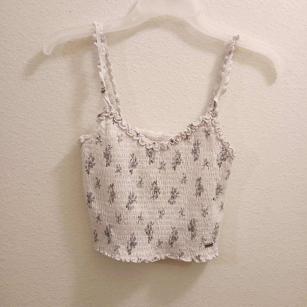 EUC Hollister Crop Top Size M White Lavender Floral Print